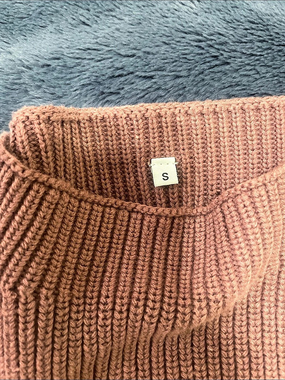 Knit Lounge Set Size Small - Picture 4 of 6